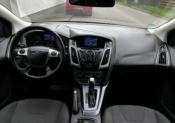 Ford Focus cena 31900 przebieg: 178400, rok produkcji 2014 z Szczecin małe 529